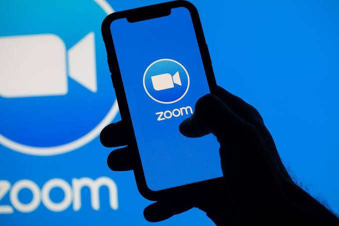 ما هو برنامج زووم Zoom وكيف يتم استخدامه وتحميله؟